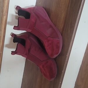 Puma fierce velvet hi-tops women's 8